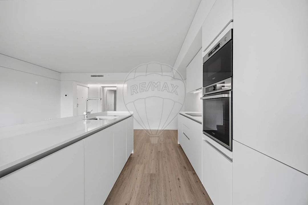 Apartamento T2 para Venda em Ramalde Foto 12