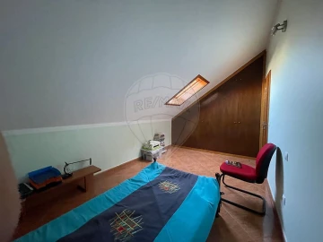 Moradia T4 para Venda em Gião