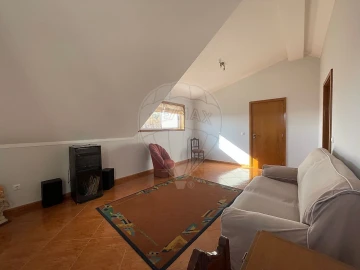 Moradia T4 para Venda em Gião