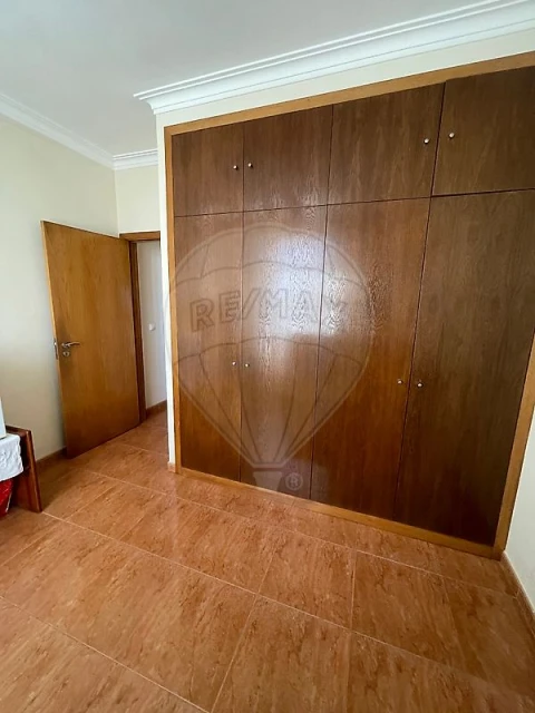 Moradia T4 para Venda em Gião
