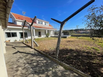 Moradia T4 para Venda em Gião