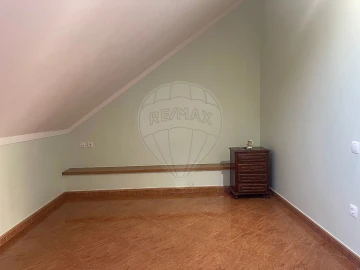 Moradia T4 para Venda em Gião