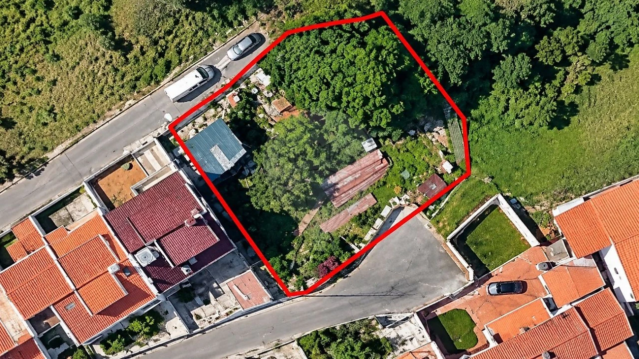 Terreno para Venda em Rio de Mouro Foto 2