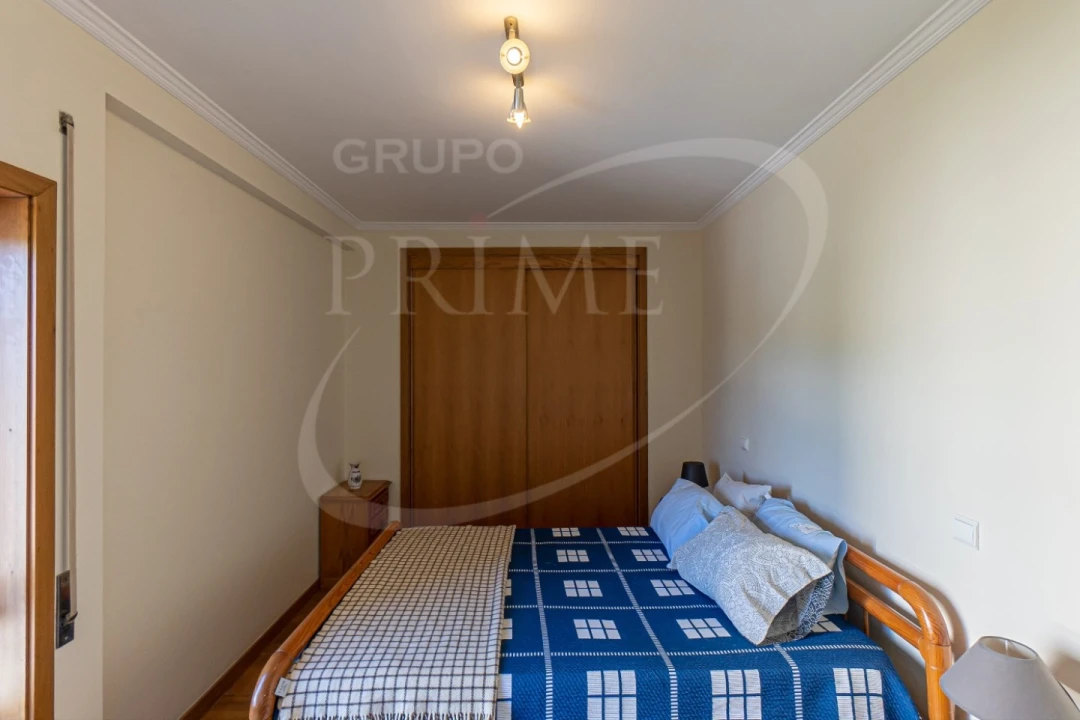 Apartamento T2 para Venda em Ramalde Foto 5
