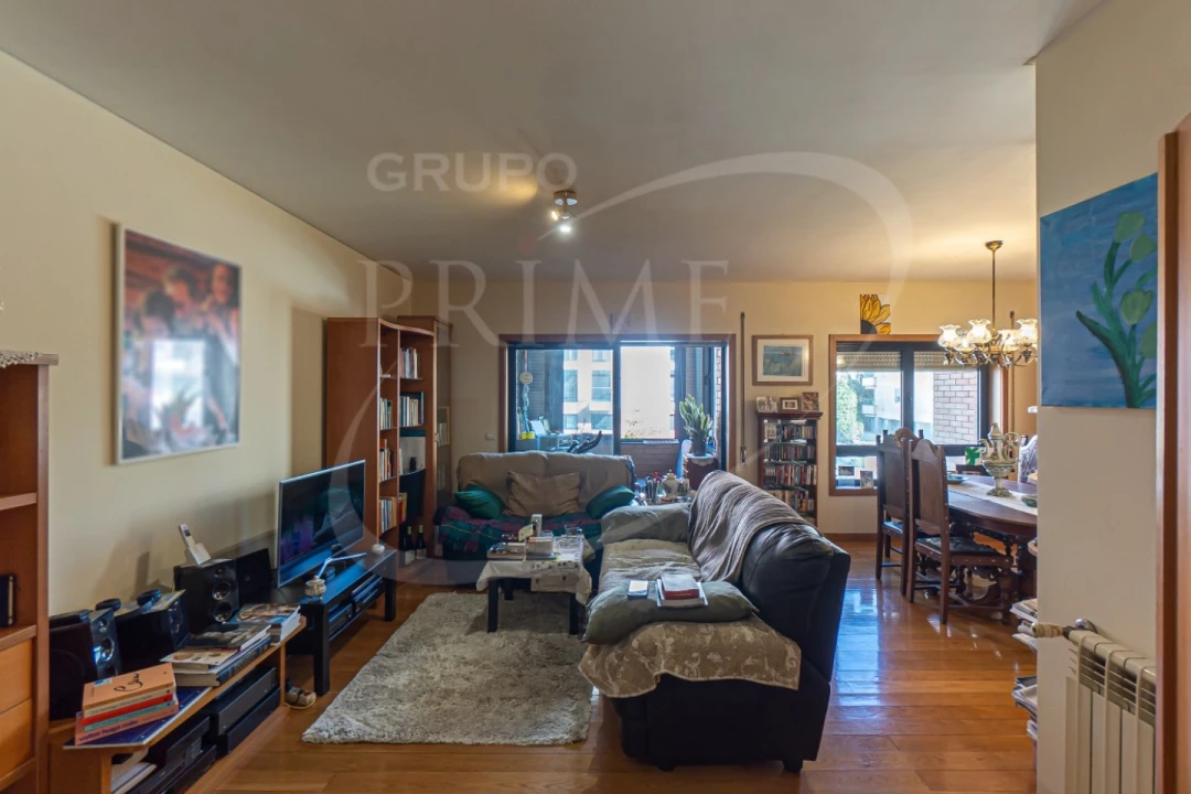Apartamento T2 para Venda em Ramalde Foto 18