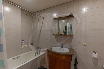Apartamento T2 para Venda em Ramalde
