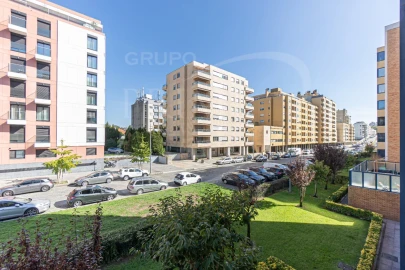 Apartamento T2 para Venda em Ramalde