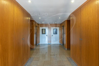 Apartamento T2 para Venda em Ramalde