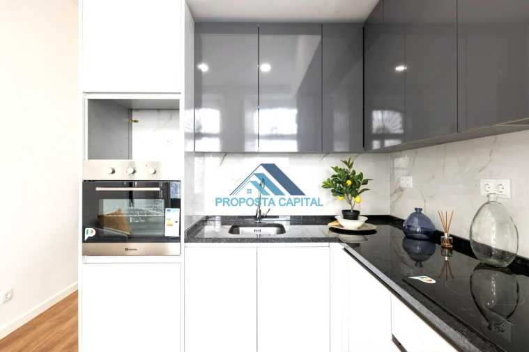 Apartamento T2 para Venda em São Vicente Foto 4