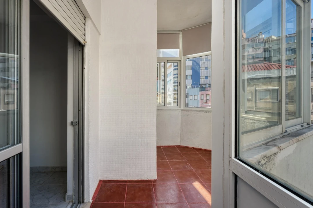 Apartamento T1 para Venda em Almada, Cova da Piedade, Pragal e Cacilhas Foto 12
