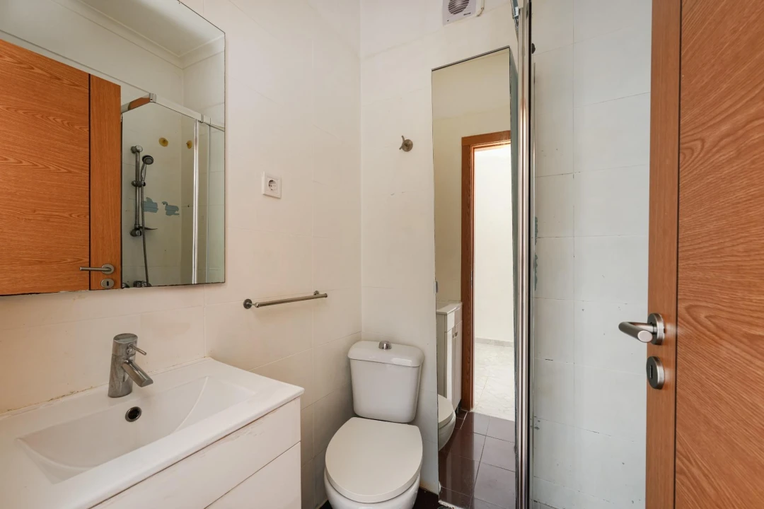 Apartamento T1 para Venda em Almada, Cova da Piedade, Pragal e Cacilhas Foto 4