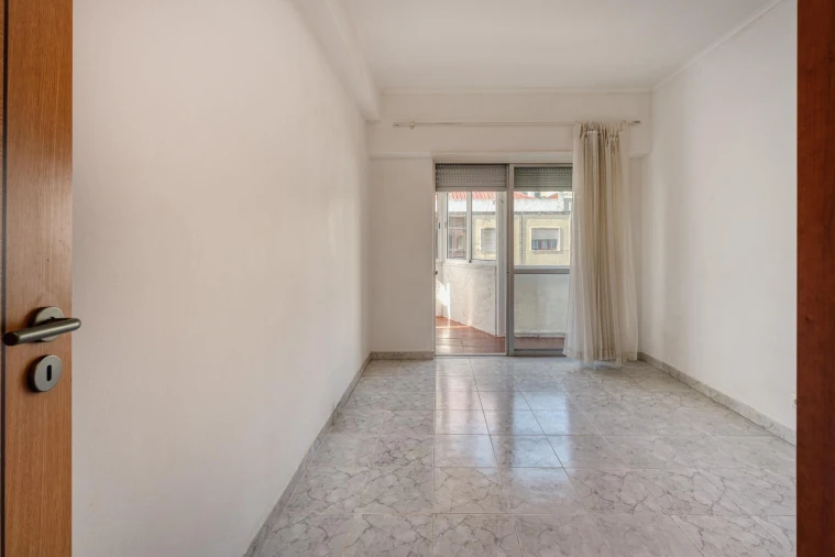 Apartamento T1 para Venda em Almada, Cova da Piedade, Pragal e Cacilhas Foto 6