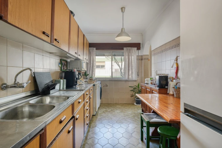 Apartamento T3 para Venda em Agualva e Mira-Sintra Foto 11