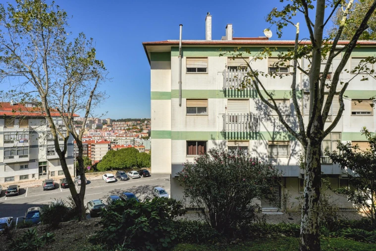 Apartamento T3 para Venda em Agualva e Mira-Sintra Foto 15