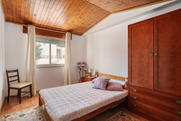 Apartamento T3 para Venda em Agualva e Mira-Sintra Foto 6