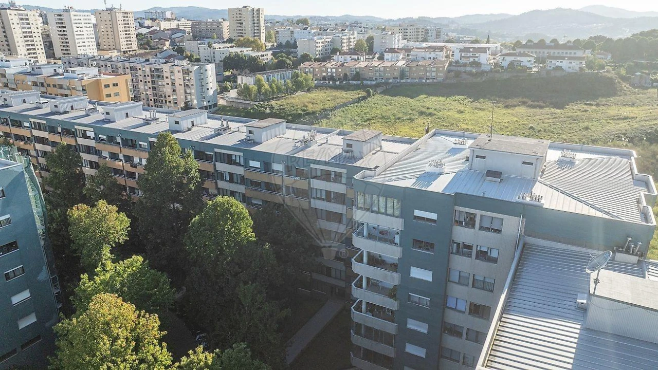 Apartamento T3 para Venda em São Vicente (Braga) Foto 26