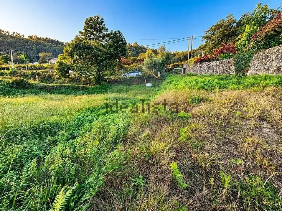 Terreno para Venda em Refoios do Lima Foto 14