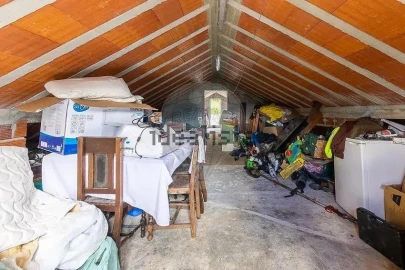 Moradia T4 para Venda em Caniçada e Soengas