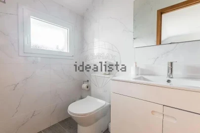 Moradia T4 para Venda em Caniçada e Soengas