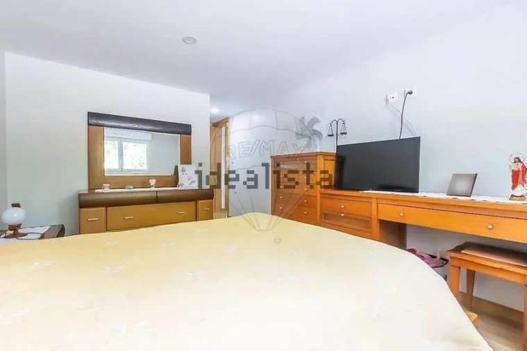 Moradia T4 para Venda em Caniçada e Soengas Foto 12