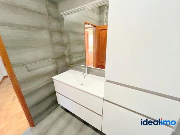Apartamento T2 para Venda em Cedofeita, Santo Ildefonso, Sé, Miragaia, São Nicolau e Vitória