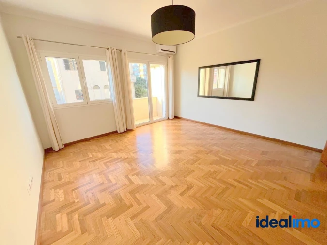 Apartamento T2 para Venda em Cedofeita, Santo Ildefonso, Sé, Miragaia, São Nicolau e Vitória Foto 13