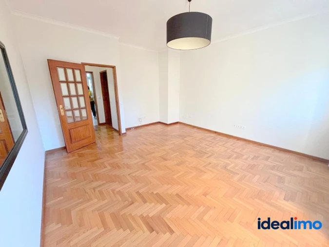 Apartamento T2 para Venda em Cedofeita, Santo Ildefonso, Sé, Miragaia, São Nicolau e Vitória Foto 15