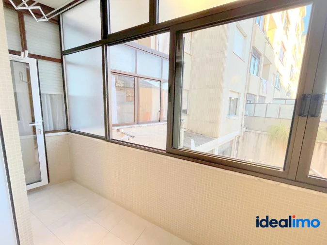 Apartamento T2 para Venda em Cedofeita, Santo Ildefonso, Sé, Miragaia, São Nicolau e Vitória Foto 33