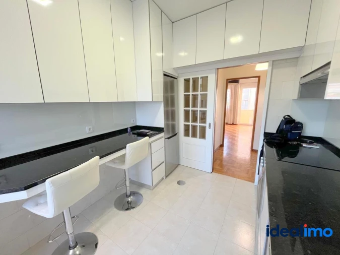 Apartamento T2 para Venda em Cedofeita, Santo Ildefonso, Sé, Miragaia, São Nicolau e Vitória Foto 5