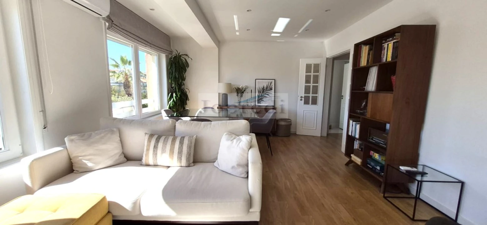 Apartamento T2 para Venda em Oeiras e São Julião da Barra, Paço de Arcos e Caxias Foto 2