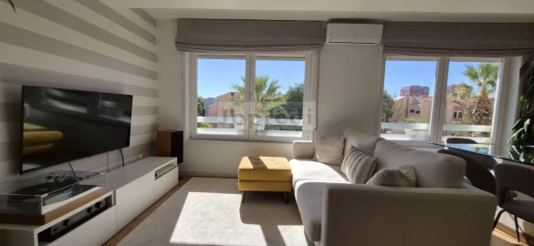 Apartamento T2 para Venda em Oeiras e São Julião da Barra, Paço de Arcos e Caxias
