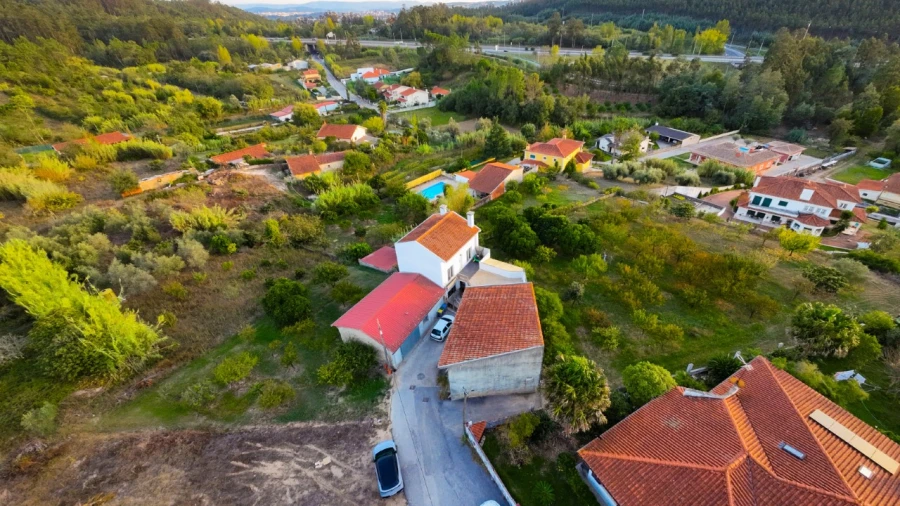 Moradia T2 para Venda em Antuzede e Vil de Matos Foto 26