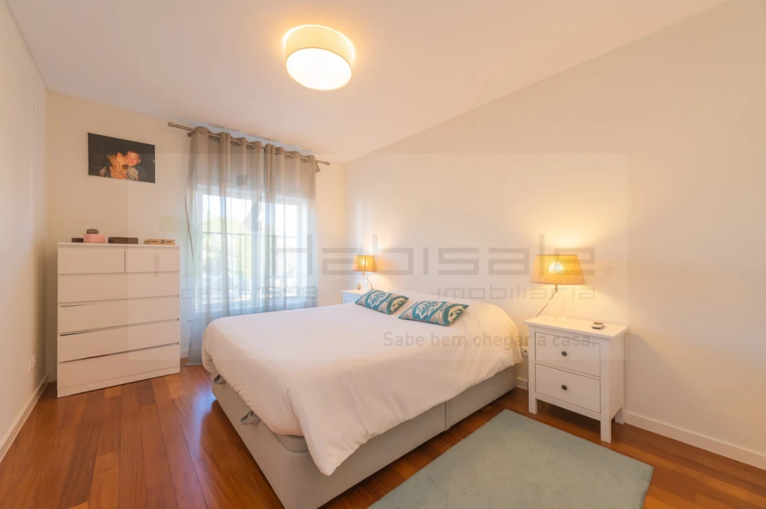 Apartamento T3 para Venda em São Domingos de Rana Foto 11