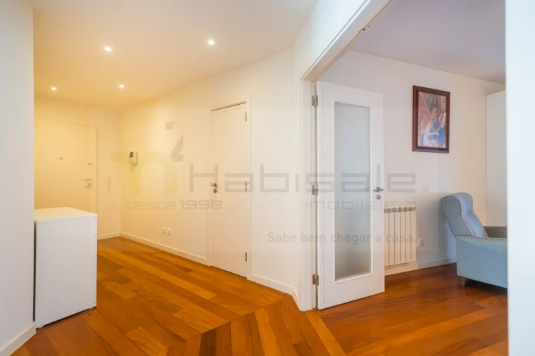 Apartamento T3 para Venda em São Domingos de Rana Foto 8