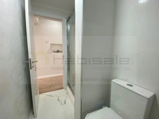 Apartamento T3 para Venda em Venteira Foto 11