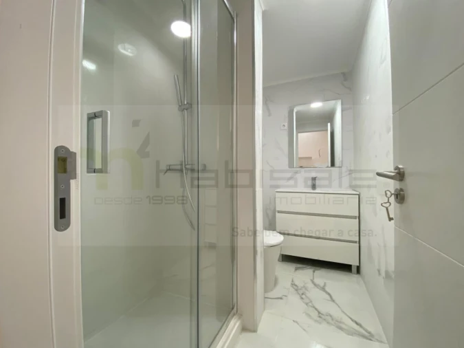 Apartamento T3 para Venda em Venteira Foto 12