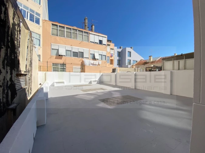 Apartamento T3 para Venda em Venteira Foto 19