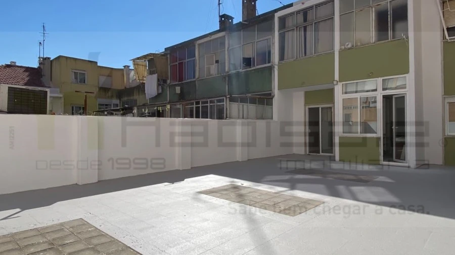 Apartamento T3 para Venda em Venteira