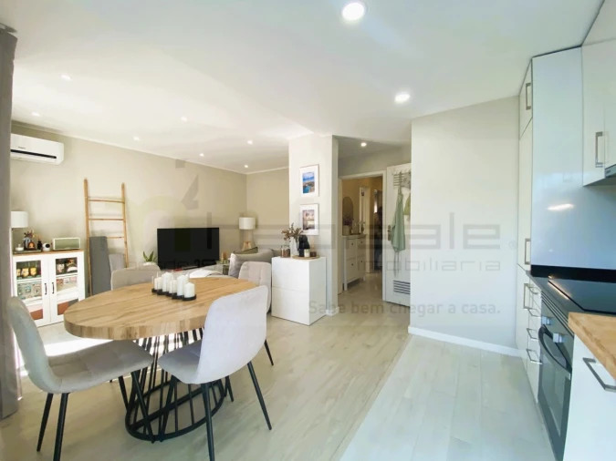 Apartamento T2 para Venda em Agualva e Mira-Sintra Foto 7