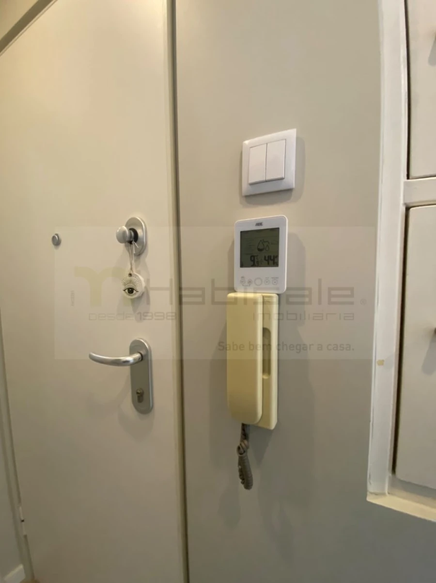 Apartamento T2 para Venda em Agualva e Mira-Sintra Foto 21