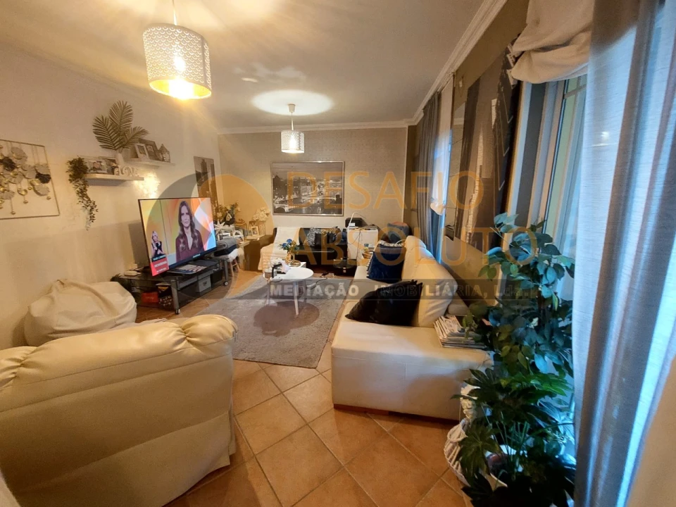 Moradia T3 para Venda em Quinta do Conde Foto 3