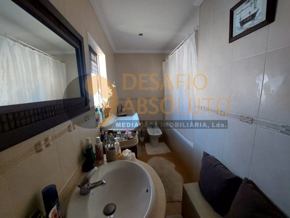 Moradia T3 para Venda em Quinta do Conde Foto 32