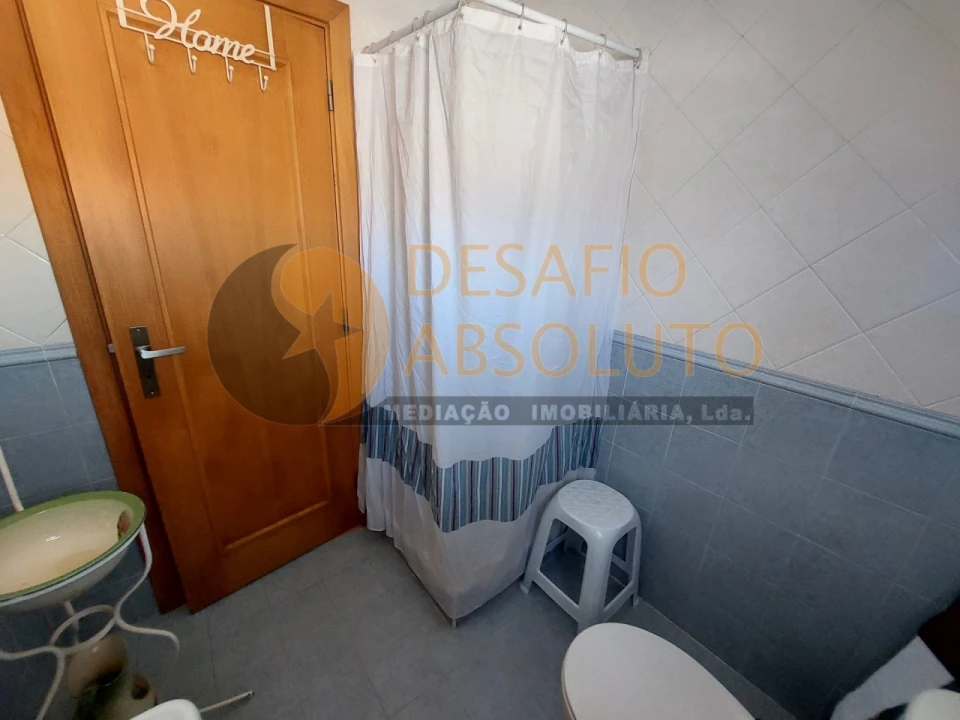 Moradia T3 para Venda em Quinta do Conde Foto 40