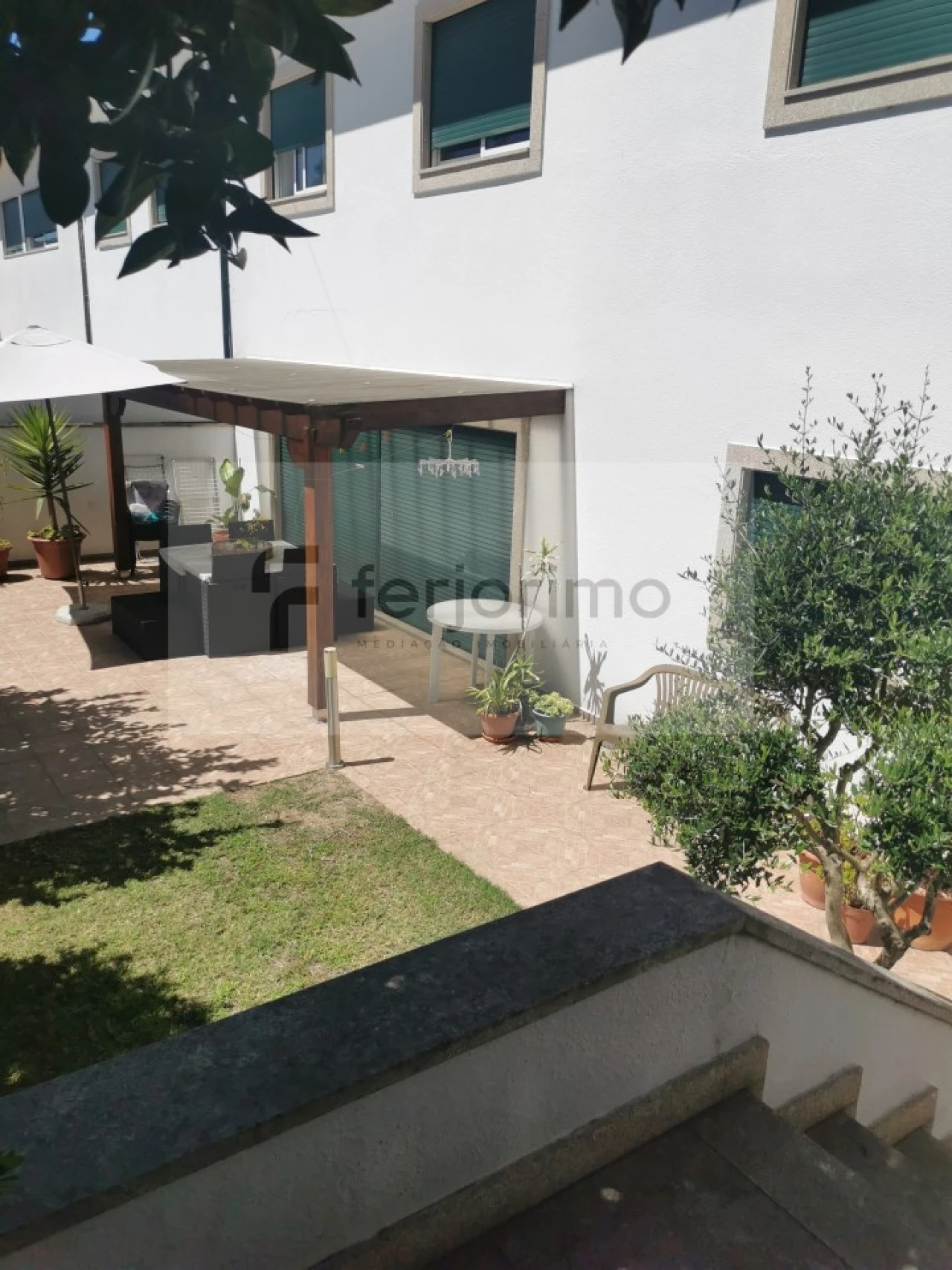 Moradia T4 para Venda em Fermentões Foto 46