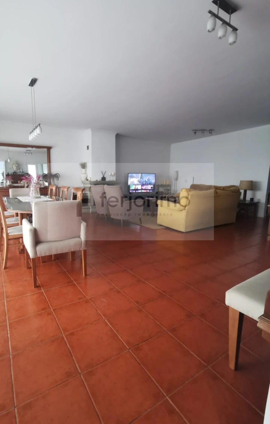 Moradia T4 para Venda em Fermentões Foto 17