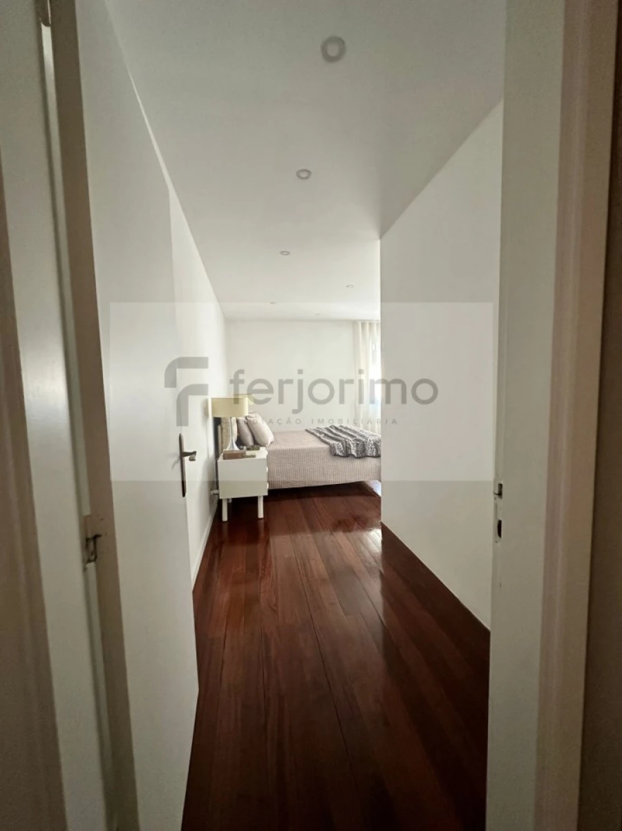 Moradia T4 para Venda em Fermentões Foto 27