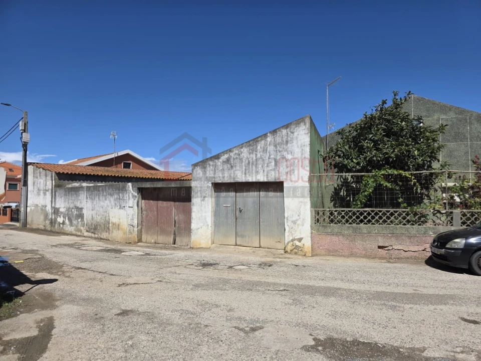 Moradia T2 para Venda em Atouguia da Baleia Foto 3