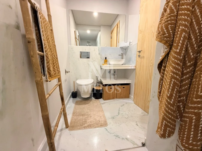 Apartamento T2 para Arrendamento em Santa Maria Maior e Monserrate e Meadela Foto 8