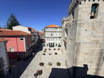 Apartamento T1 para Arrendamento em Santa Maria Maior e Monserrate e Meadela