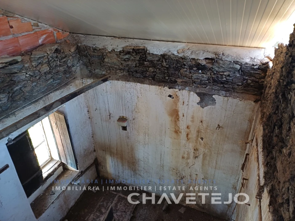 Quinta T4 para Venda em Cernache do Bonjardim, Nesperal e Palhais Foto 10